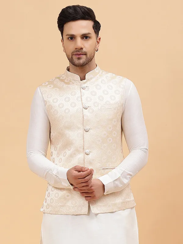 Men_Golden_Nehru_Jacket