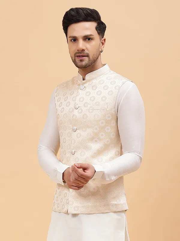Men_Golden_Nehru_Jacket