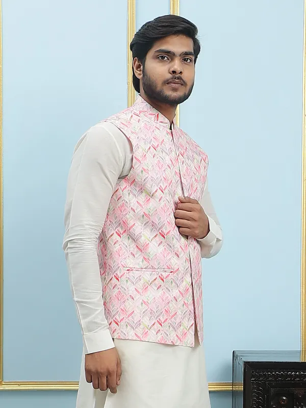 Men_Off_White_Kurta_Pajama_And_Pink_Digital_Print_Cotton_Nehru_Jacket