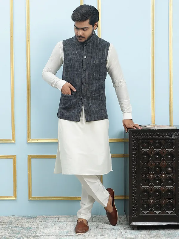 Men_Off_White_Kurta_Pajama_And_Black_Color_Solid_Khadi_Nehru_Jacket