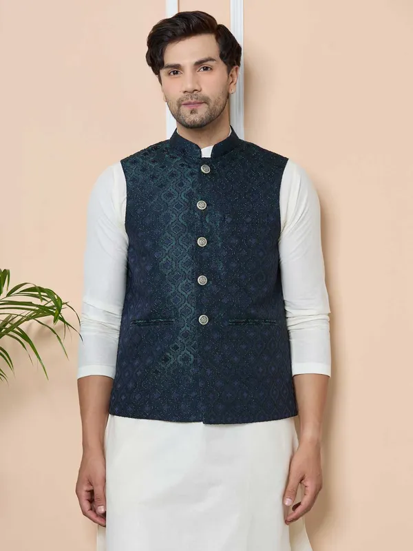 Navy_Woven_Jacquard_Nehru_Jacket_with_Solid_Kurta-Pyjama_(3_Piece_Set)
