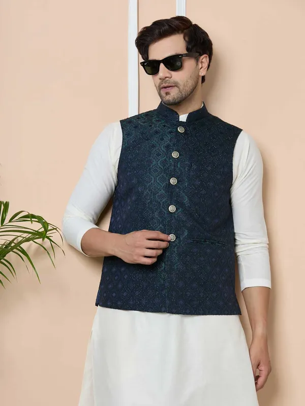 Navy_Woven_Jacquard_Nehru_Jacket_with_Solid_Kurta-Pyjama_(3_Piece_Set)