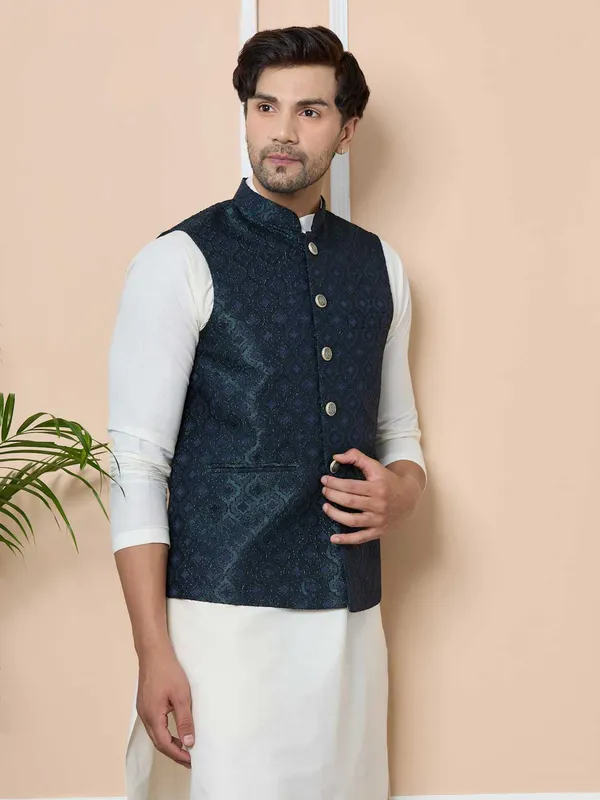 Navy_Woven_Jacquard_Nehru_Jacket_with_Solid_Kurta-Pyjama_(3_Piece_Set)