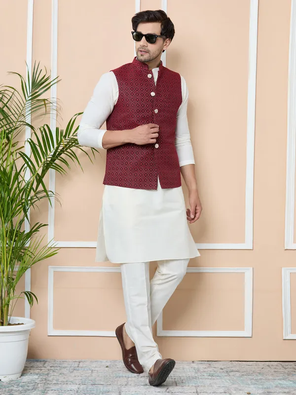Red_Woven_Jacquard_Nehru_Jacket