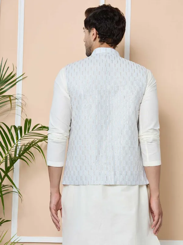Gray_Sequin_Embroidered_Nehru_Jacket_with_Solid_Kurta-Pyjama_(3_Piece_Set)