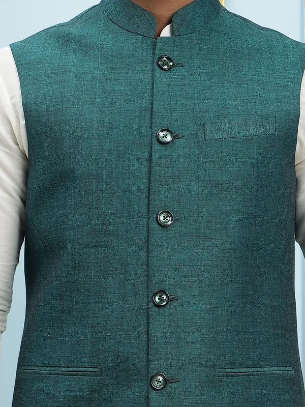 Men_Off_White_Kurta_Pajama_And_Green_Color_Solid_Silk_Woven_Design_Nehru_Jacket