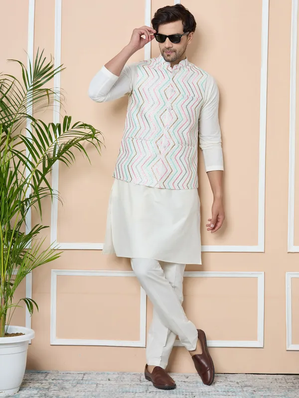 Multicolor_Diamond_Zigzag_Embroidered_Nehru_Jacket_with_Solid_Kurta-Pyjama_(3_Piece_Set)