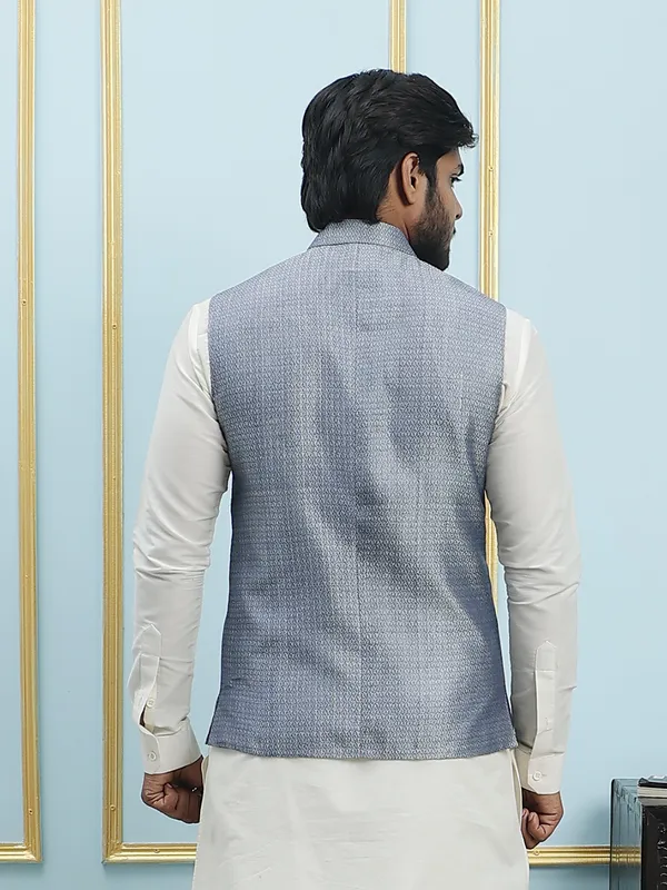 Men_Off_White_Kurta_Pajama_And_Blue_Color_Solid_Woven_Design_Jacquard_Nehru_Jacket