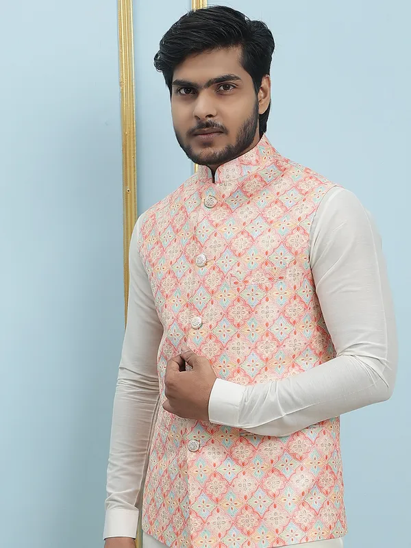 Men_Off_White_Kurta_Pajama_And_Multi_Color_Silk_Sequence_Woven_Design_Nehru_Jacket