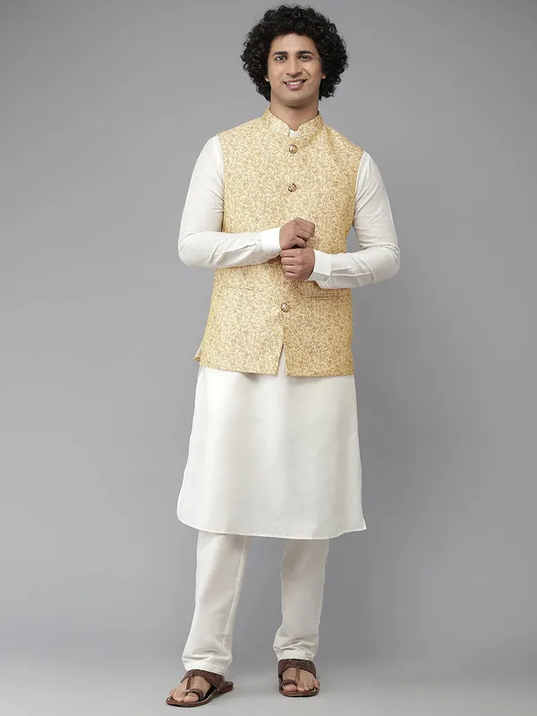 Men_Metallic_Gold_Nehru_Jacket