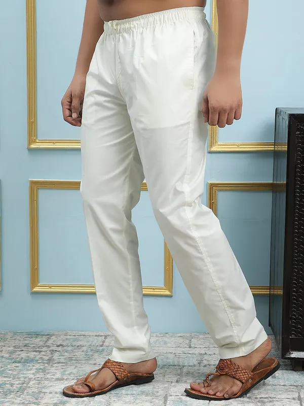 Men_Off_White_Solid_Pyjamas