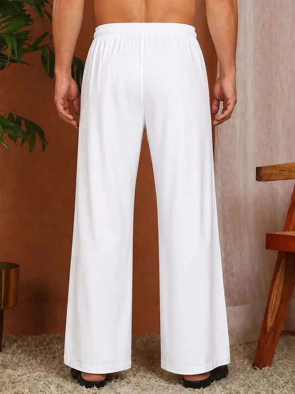 Men's_White_Rayon_Regular_Fit_Pyjama