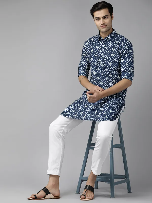 Blue_and_White_Floral_Print_Pure_Cotton_Pathani_kurta