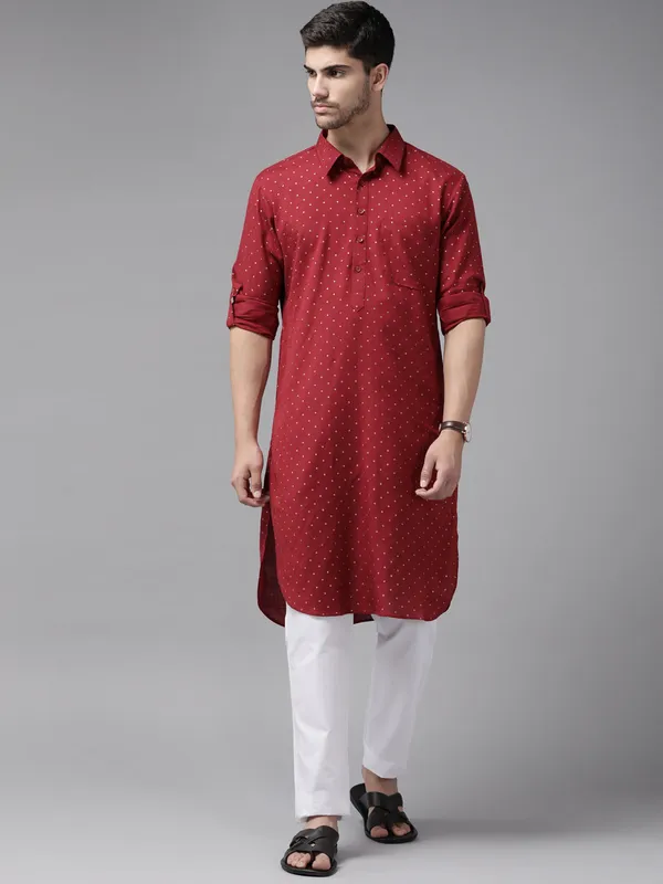 Men's_Maroon_Pure_Cotton_Pathani_kurta_with_Pyjama