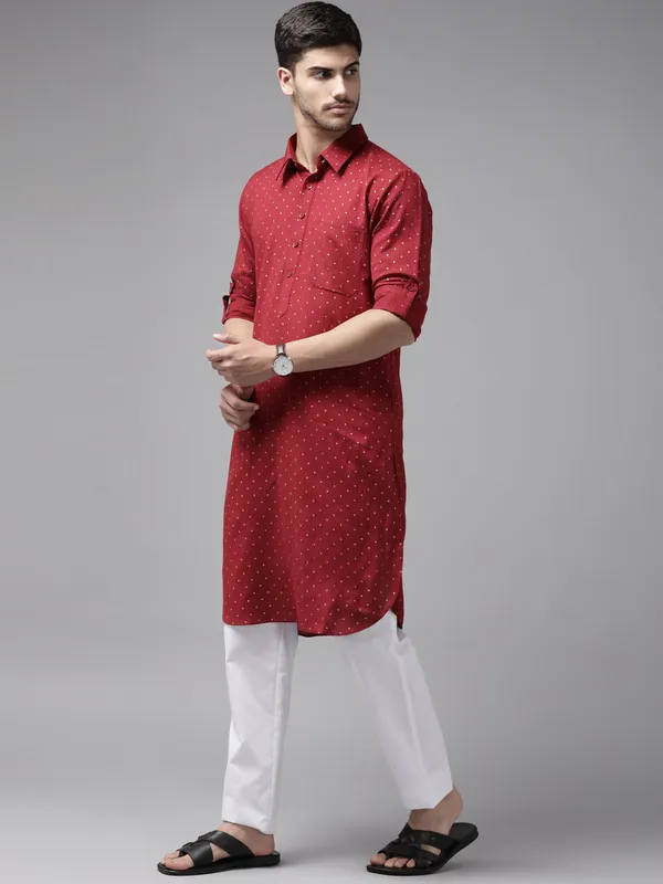 Men's_Maroon_Pure_Cotton_Pathani_kurta_with_Pyjama