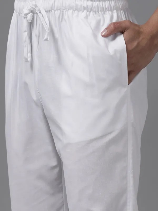 Men's_Maroon_Pure_Cotton_Pathani_kurta_with_Pyjama