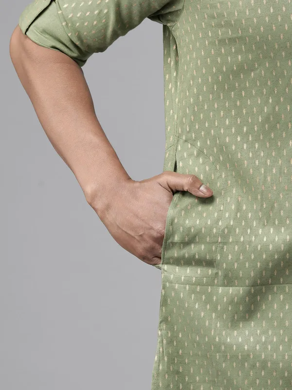 Men_Olive_Regular_Pure_Cotton_Pathani_Printed_Men'S_Kurta_With_White_Salwar
