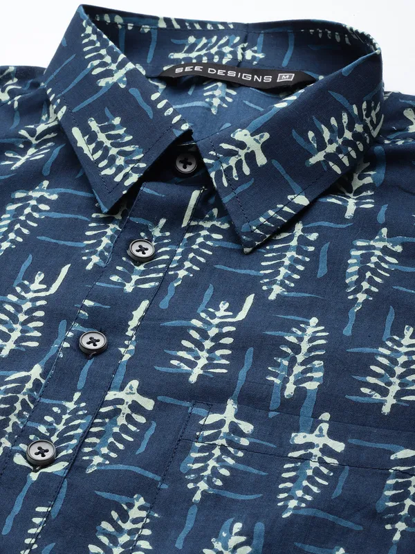 Men_Blue_Leaf_Print_Pure_Cotton_Pathani_kurta_with_Pyjama