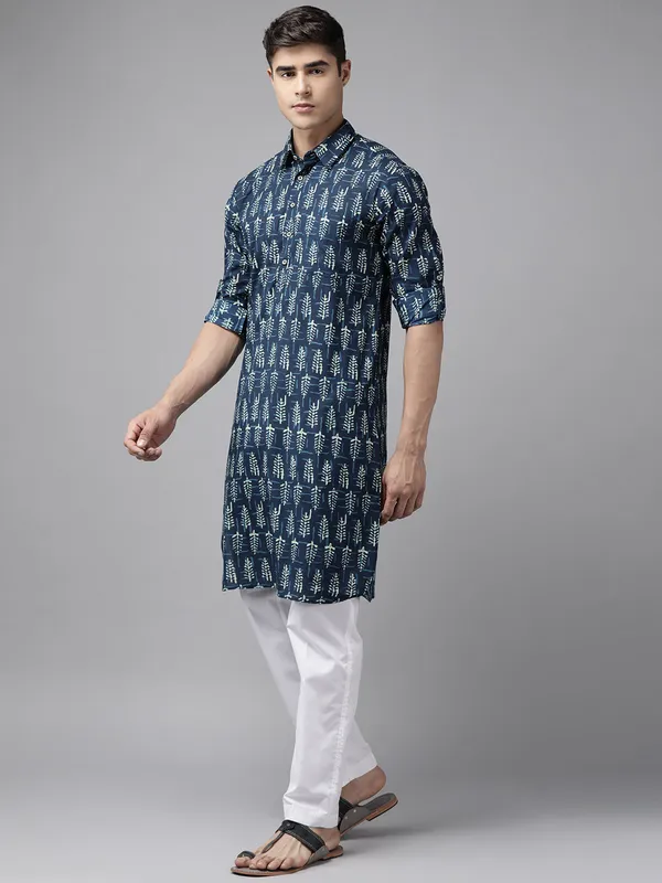 Men_Blue_Leaf_Print_Pure_Cotton_Pathani_kurta_with_Pyjama