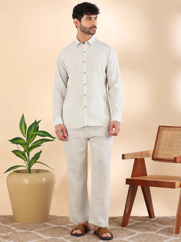 Men_Ice_Green_Linen_Solid_Co-Ord_Set