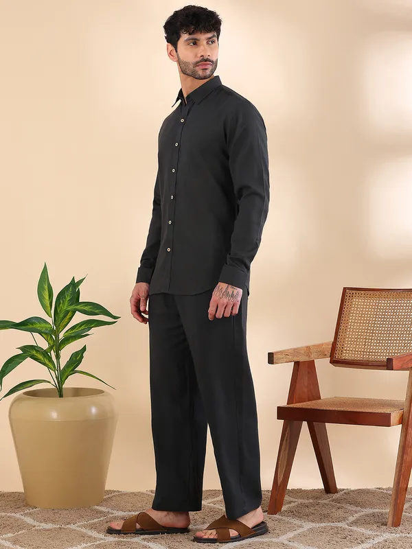 Men_Ocean_Green_Linen_Solid_Co-Ord_Set