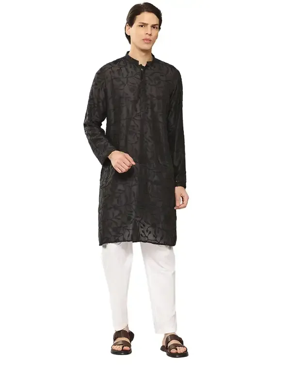 Men_Black_Embroidered_Thread_Work_Chanderi_Silk_Straight_Kurta_With_Pyjama