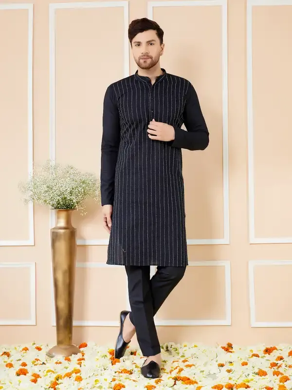 Black_Thread_Worked_Straight_Kurta_With_Matching_Pyjama