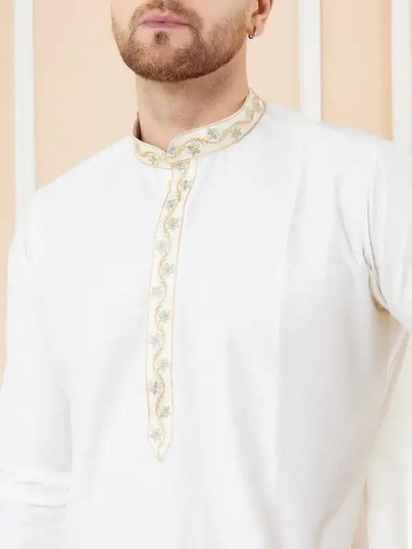 Cream_Solid_Cotton_Emboridered_Neckline_Straight_Kurta_With_Pyjama