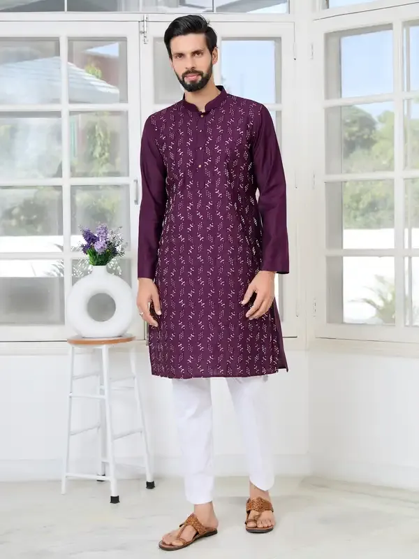 Purple_Ethnic_Motifs_Embroidered_Sequinned_Mandarin_Collar_Straight_Kurta_With_Pyjama