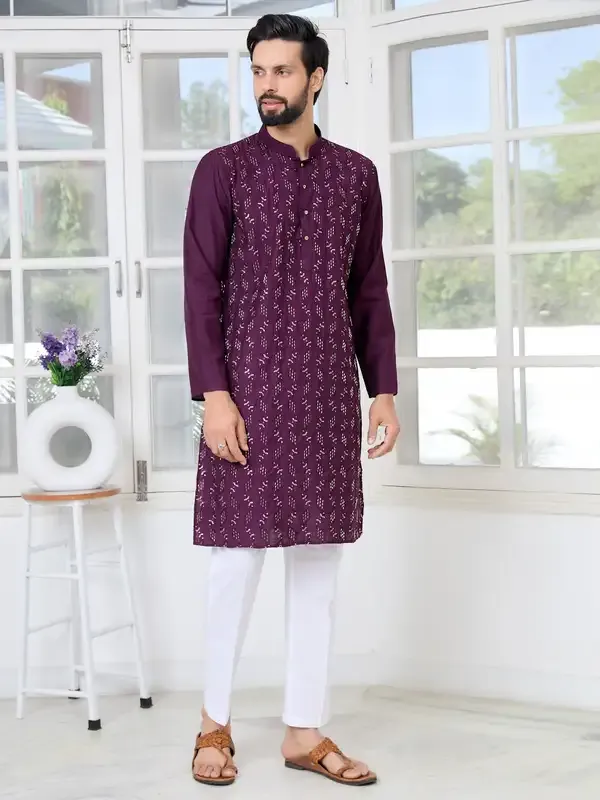 Purple_Ethnic_Motifs_Embroidered_Sequinned_Mandarin_Collar_Straight_Kurta_With_Pyjama