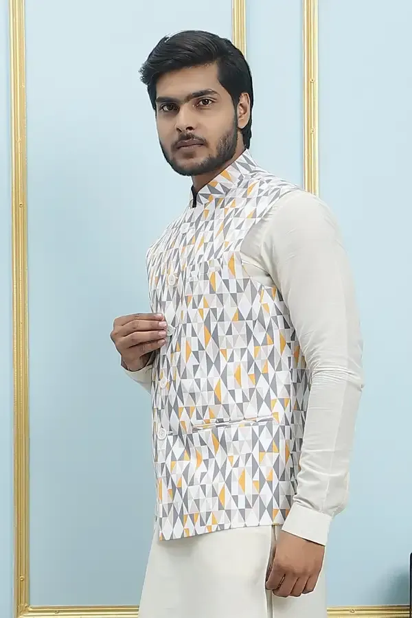 Men_Off_White_Kurta_Pajama_And_Off_White_Digital_Print_Cotton_Nehru_Jacket