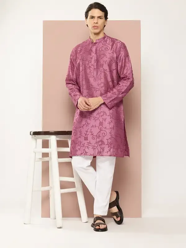 Men_Magenta_Embroidered_Thread_Work_Chanderi_Silk_Straight_Kurta_With_Pyjama