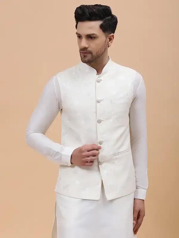 Men_Off_White_Kurta_Pajama_&_Gold_Woven_Design_Jacquard_Nehru_Jacket