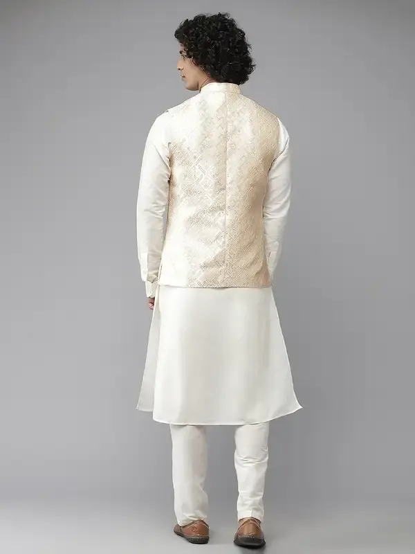 Men_Gold_&_White_Solid_Kurta_Pyjamas_With_Nehru_Jacket