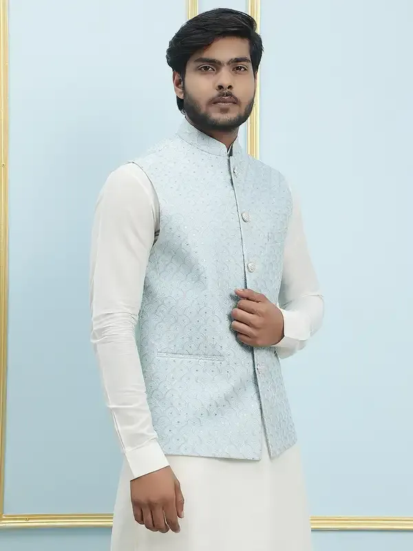 Men_Off_White_Kurta_Pajama_And_Turquoise_And_Gold_Sequence_Woven_Design_Nehru_Jacket
