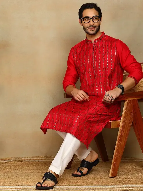 Red_Thread_Embroidered_Viscose_Straight_Kurta_With_Pyjama