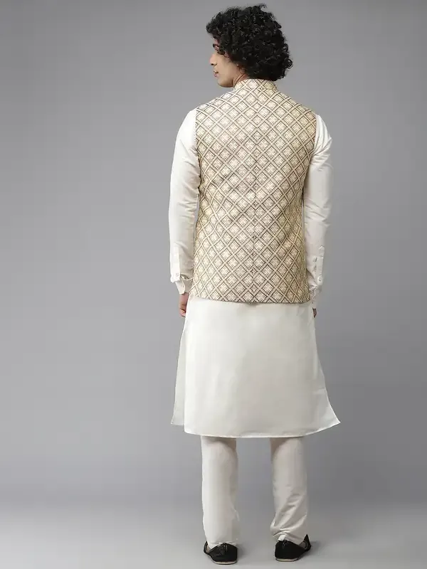 Men_Gold_&_White_Solid_Kurta_Pyjamas_With_Nehru_Jacket
