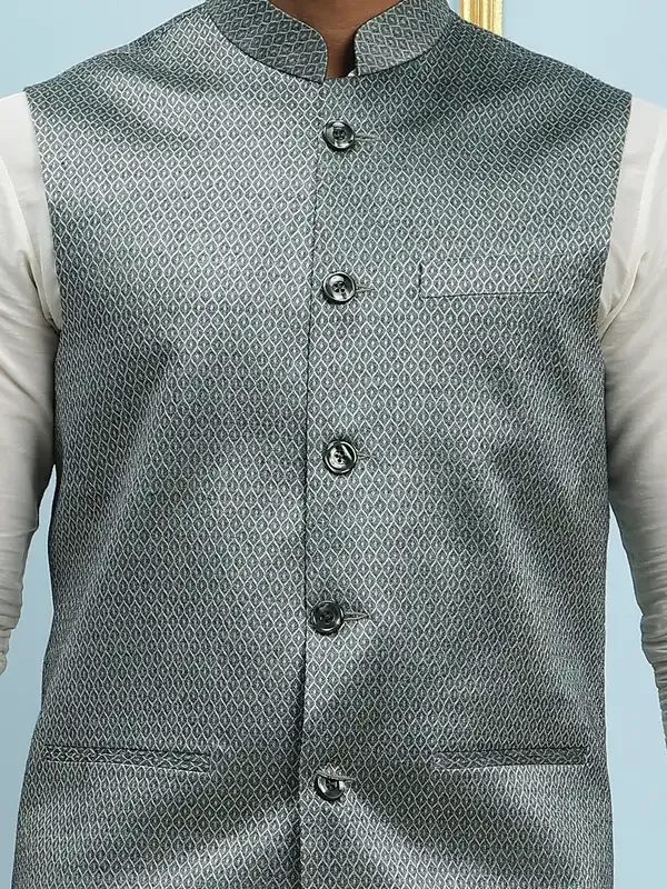 Men_Off_White_Kurta_Pajama_And_Green_And_Gold_Woven_Design_Jacquard_Nehru_Jacket