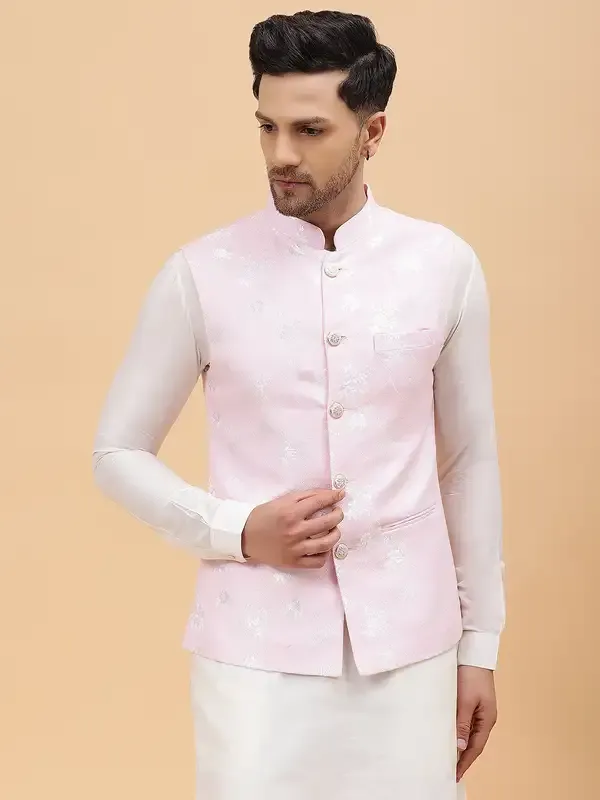 Men_Off_White_Kurta_Pajama_&_Pink_Woven_Design_Jacquard_Nehru_Jacket