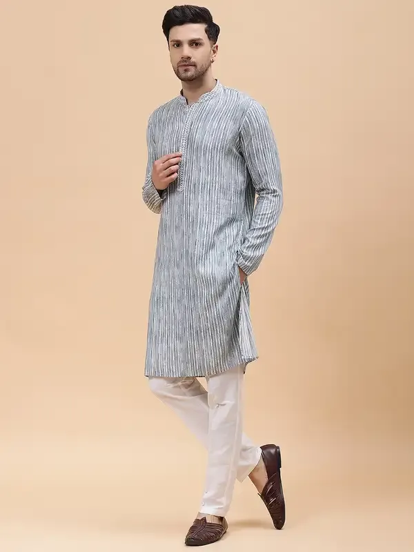 Men_Off_White_&_Grey_Pure_Cotton_Embroidered_Staright_Kurta_With_Pajama