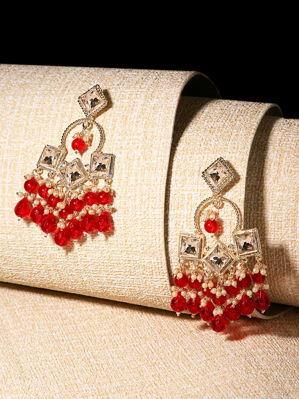 Dangling_Red_Pearl_Layered_Geometric_Shaped_Earrings