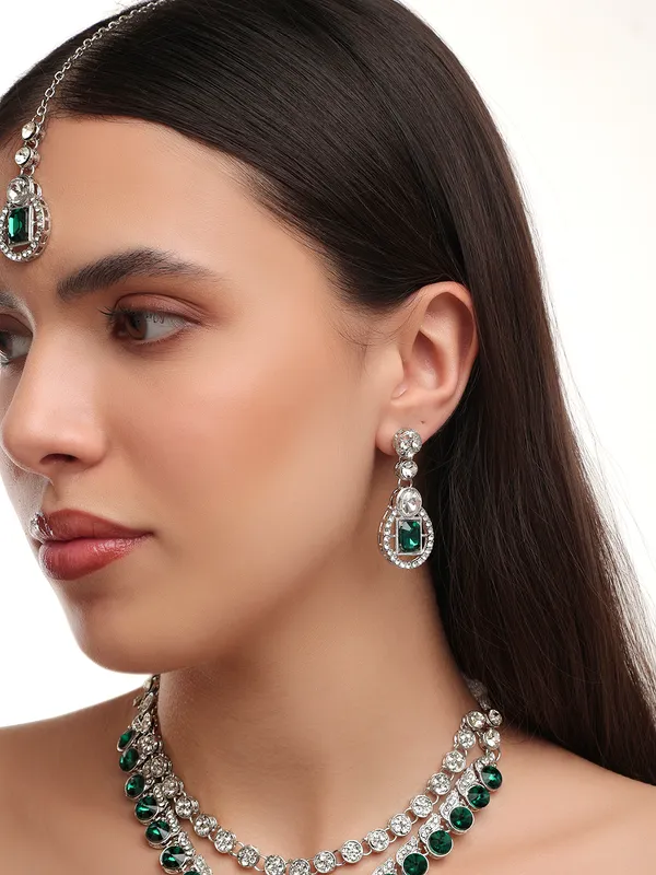 Double_Layered_Emerald_Green_Choker_Necklace_Set_With_Earrings_&_Maang_Tikka_–_Silver_Tone