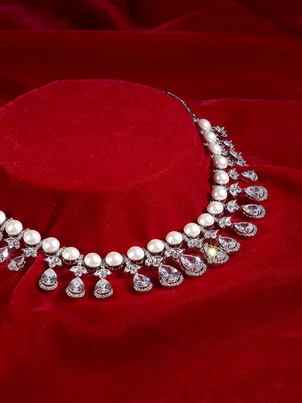 Elegant_Silver_American_Diamond_&_Pearl_Embedded_Necklace_Set_And_Earrings