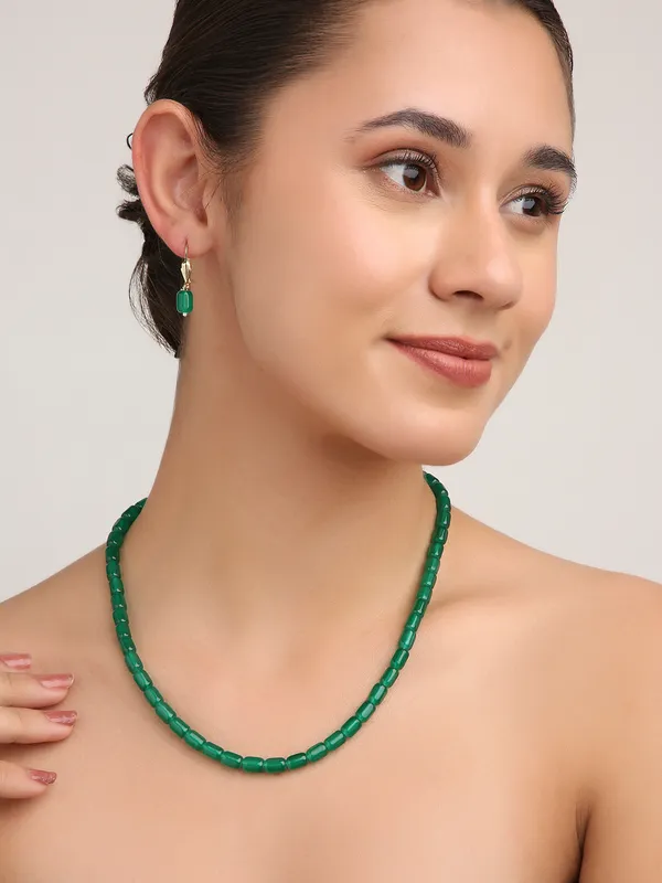 Green_Single_Line_Crystal_Pearl_Beaded_Necklace_With_Matching_Drop_Earrings
