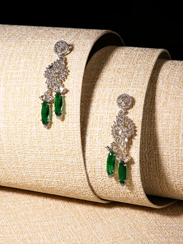 Jewel_Me_Up_Green_Bloom_Luxe_Drop_Earrings