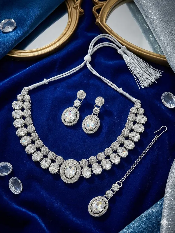 Luxurious_Silver-Plated_Crystal_Choker_Necklace_Set_with_Matching_Drop_Earrings_&_Maang-Tika