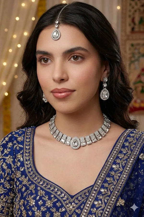 Silver_Polished_Premium_White_Crystals_Studded_Choker_Set