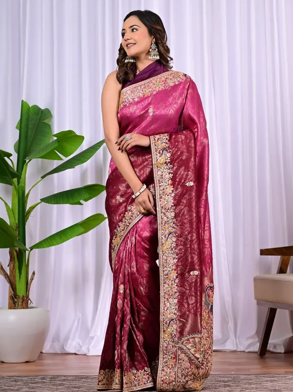 Bridal_Banarasi_Silk_Saree_With_Peacock_Border_Zari_Sequin_Work_Luxury_Wedding_Wear_Saree_Red
