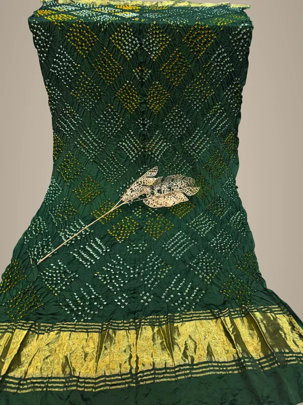 Modal_Gaji_Bandhani_Dupatta_With_Dotted_Pattern_Soft_Ethnic_Wear_Dupatta_Green