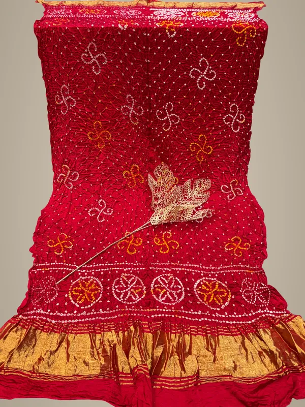 Modal_Gaji_Bandhani_Dupatta_With_Floral_Motifs_Soft_Festive_Dupatta_Red